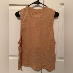 EUC LULULEMON Muscle tank in Tan Sz 4